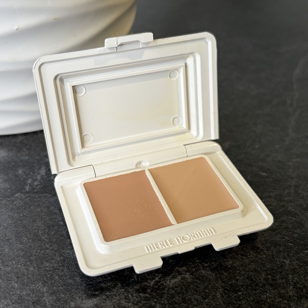 NEW Merle Norman Luxiva Creamy Concealer‎ NECTAR .08 oz